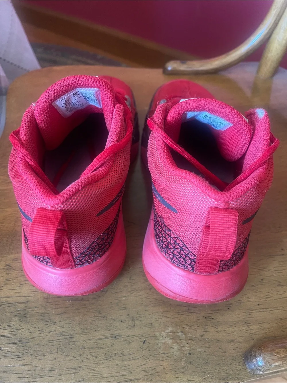 Nike Kyrie Red Low-Top Basketball Sneakers